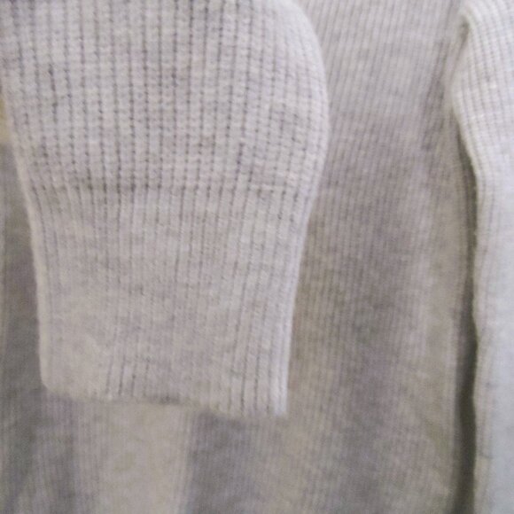 Denver Hayes Light Gray Button-Up V-Neck sweater - Sz M - Picture 4 of 9
